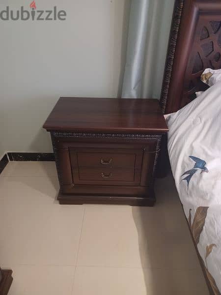 للبيع سرير نوم مزدوج خشب صاج For sale double bed made of teak wood 2