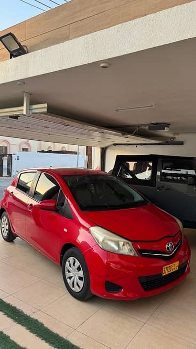 Toyota Yaris 2013 تويوتا ياريس هاتشباك