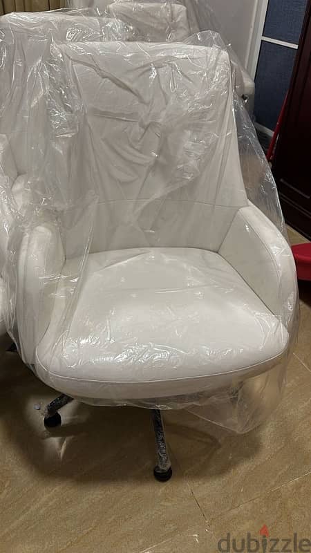 brand new leather office  chairs for sale 5