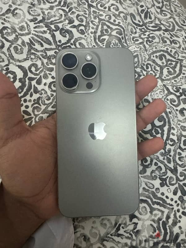 iphone 15 pro max 512 gb very clean (without box) 1