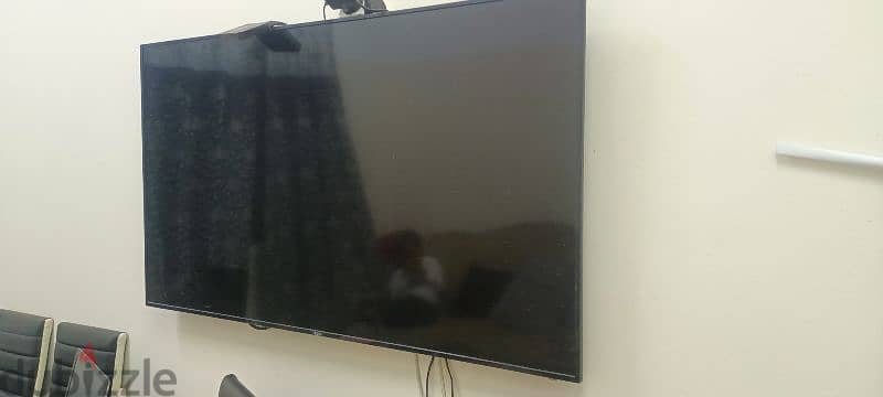 55 inch LCD TV, smart box free with TV. perfect working conditions 0