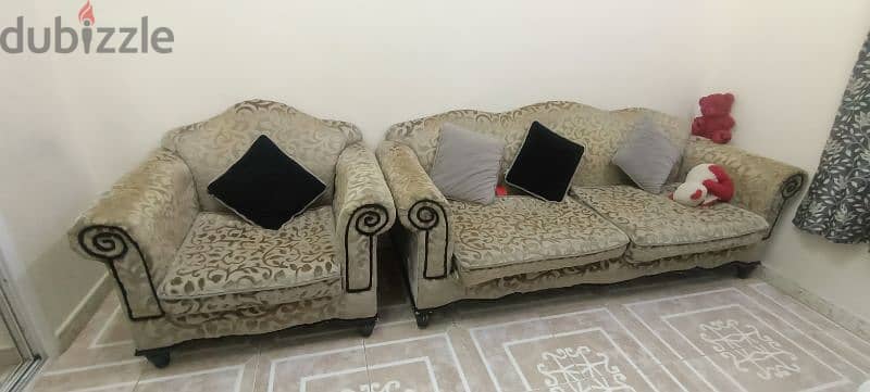 4+1 Sofa set at low price 0