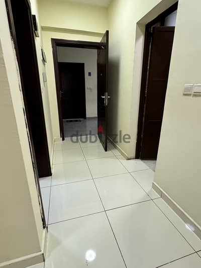 FLAT FOR RENT IN AL HAIL SOUTH / شقة للايجار في الحيل الجنوبية