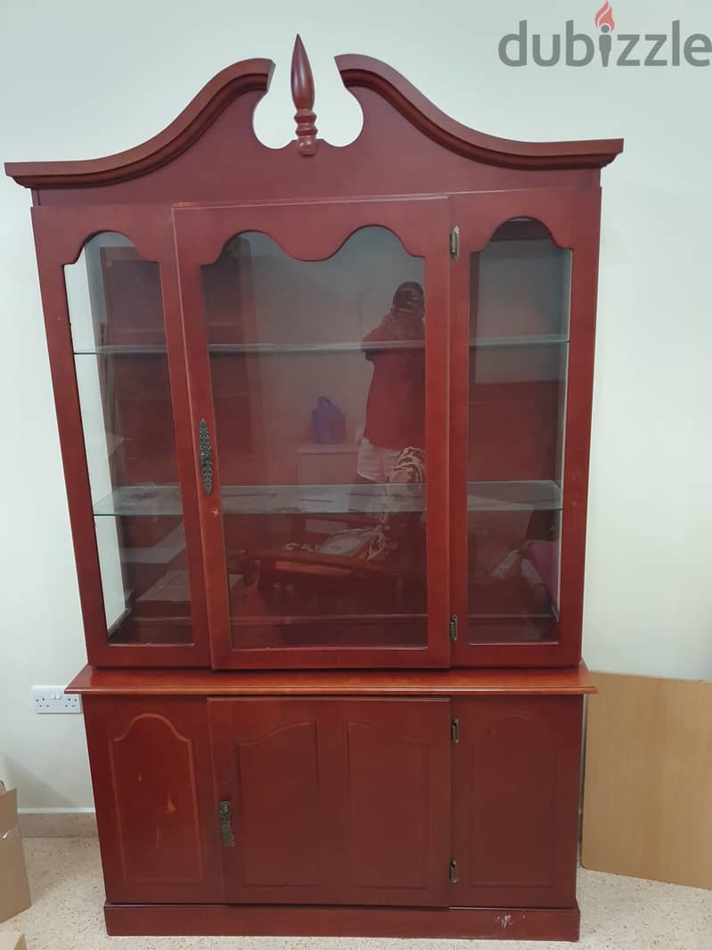 Excellent condition wooden show case 2