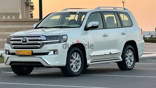 Toyota Land Cruiser 2017 gxr v8 gcc spec