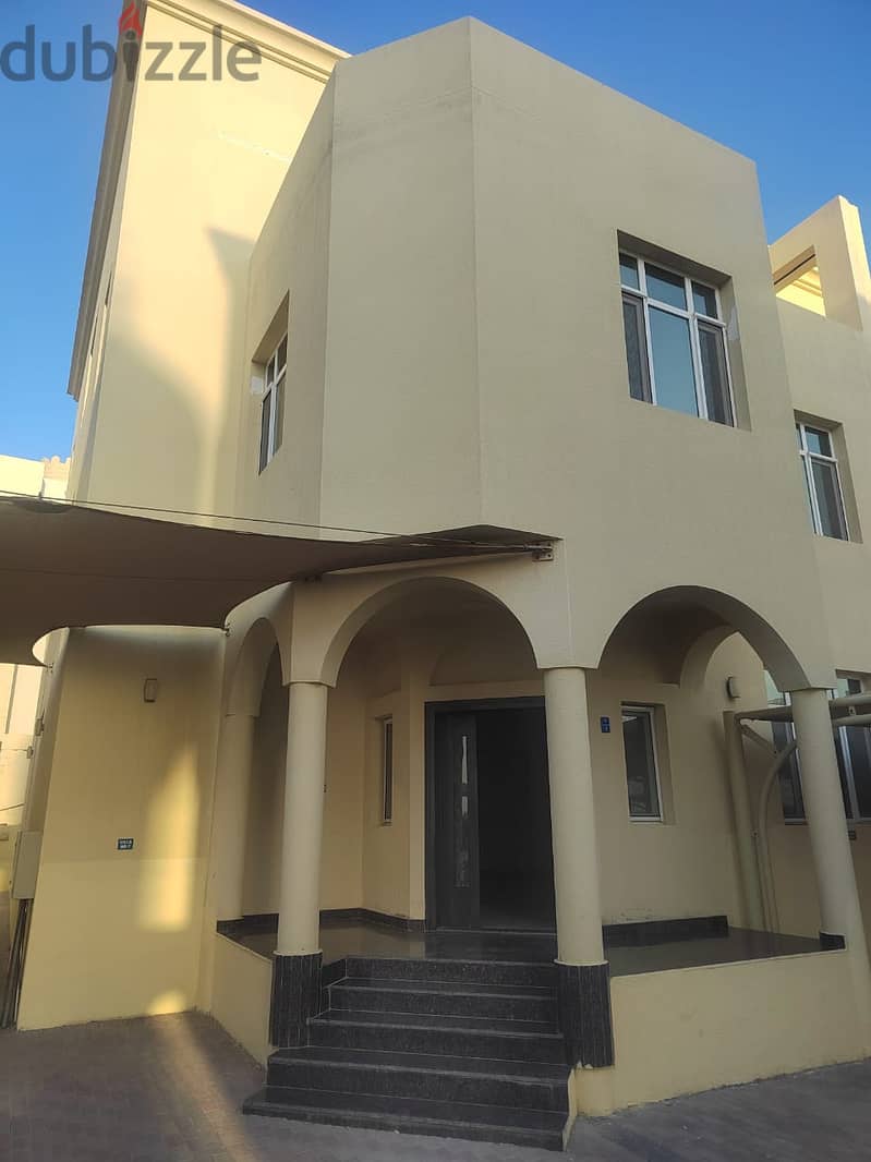 For Rent 5 BHK Villa - Located in Al Qurum 1