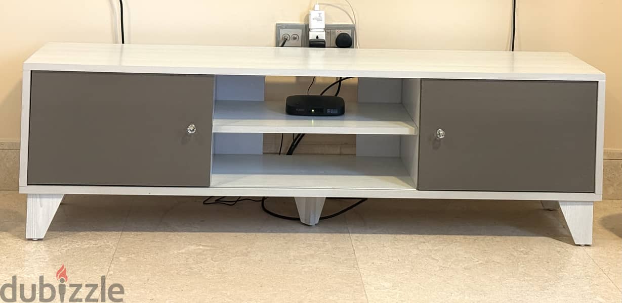 MDF TV Stand for Sale – Like New! 1