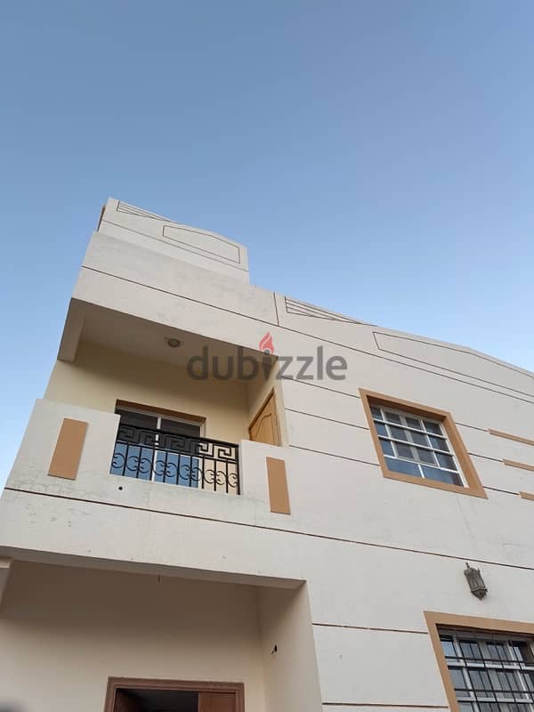 apartment for rent 4 rooms and hall 7