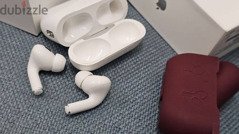 Airpods pro 2 ( used) for sale 2