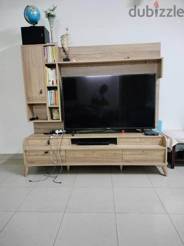 wall unit 0