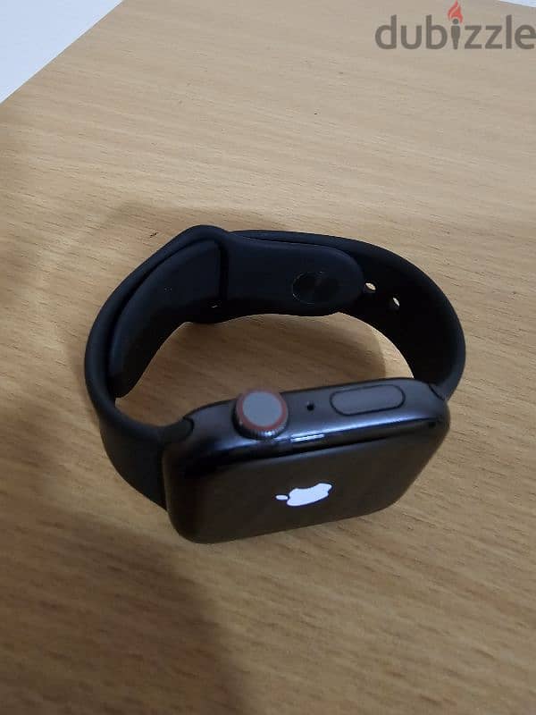 Apple Watch 6 SE cellular 3