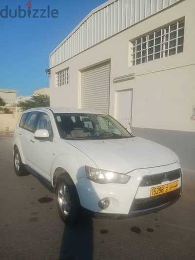 Mitsubishi Outlander 2012 single owner