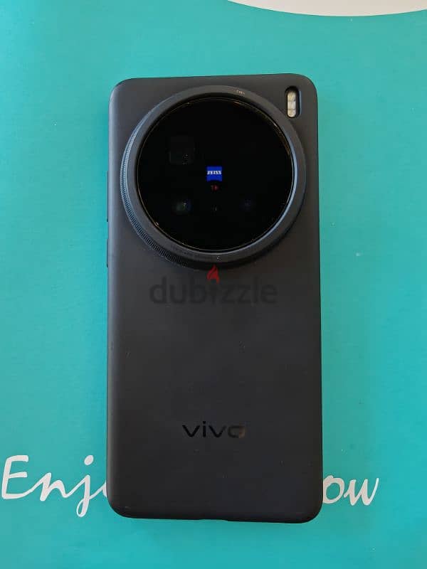 VIVO X200 Pro in OMAN! | GLOBAL VARIANT | 200MP DSLR quality camera 1