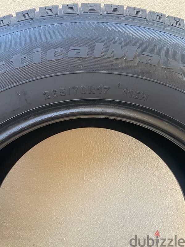 للبيع إطارات مستعملة عدد 2 مقاس 265/70R17 نظيفات موديل 2024 3