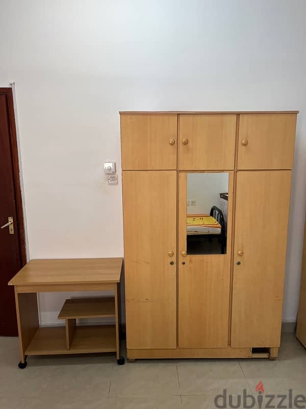 cupboard 3 door + computer table 0