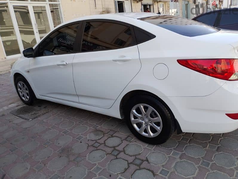 Hyundai Accent 2011 0