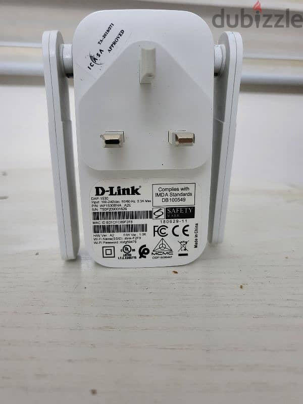 D-Link Router / Wifi extender. راوتر / مقوي انترنت 4