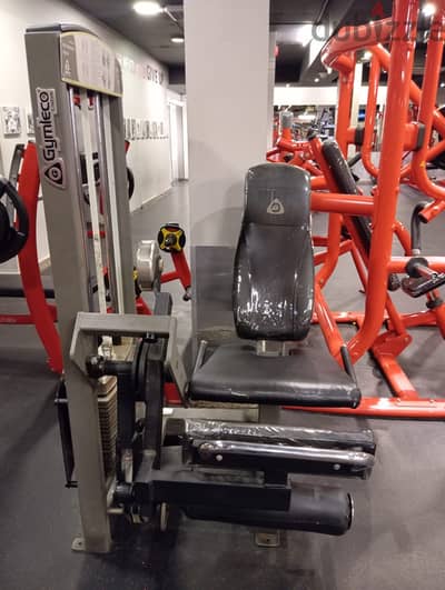 Leg Extention Machine