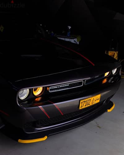 Dodge Challenger 2015 SRT Model