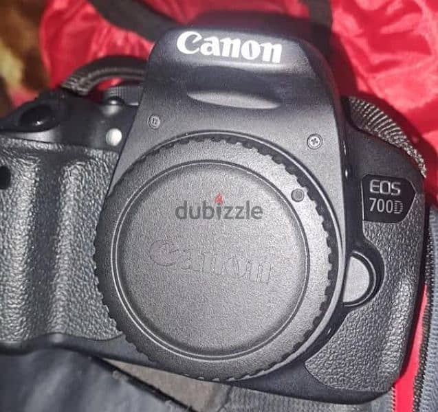 كامره كانون EOS 700D مع عدستين 1