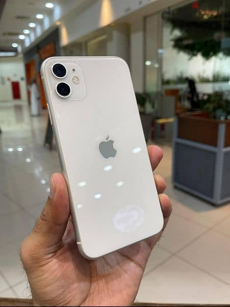 iPhone 11 128GB 0