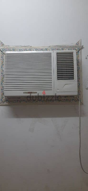 Windows Ac  Sale Sanyo good coundition 2 ton 1