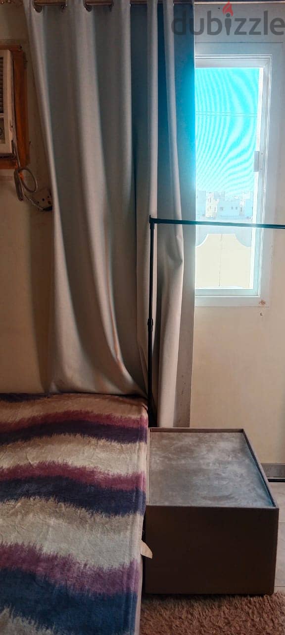 Bed Space for rent just for Ladies 3