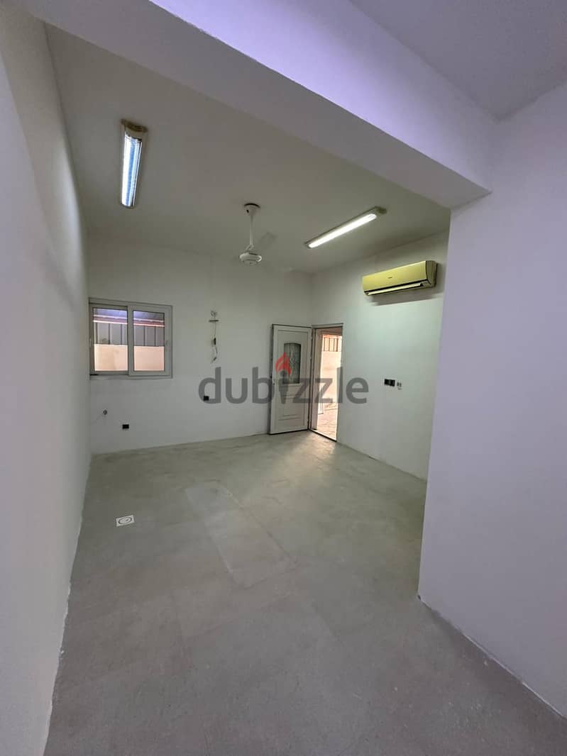 Studio for rent استديو للايجار 5