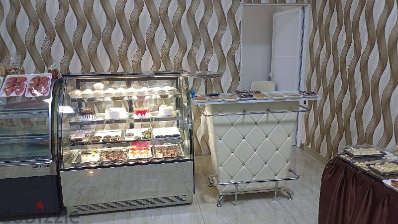 للبيع مخبر و حلويات sweet and bakery for sale 11