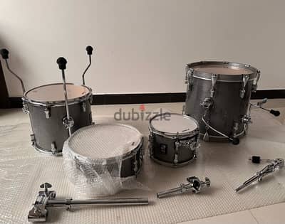 drum kit -sonor aq2