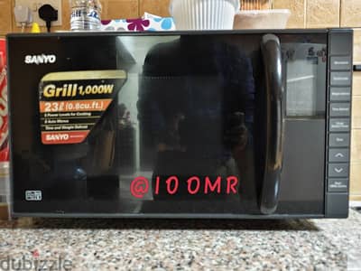 Microwave Oven with Grill Option for sale