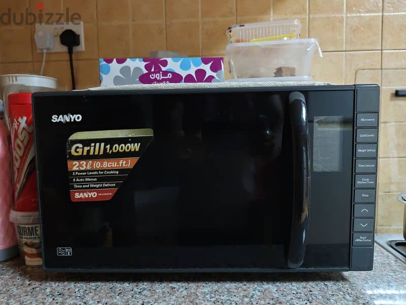 Microwave Oven with Grill Option for sale 1