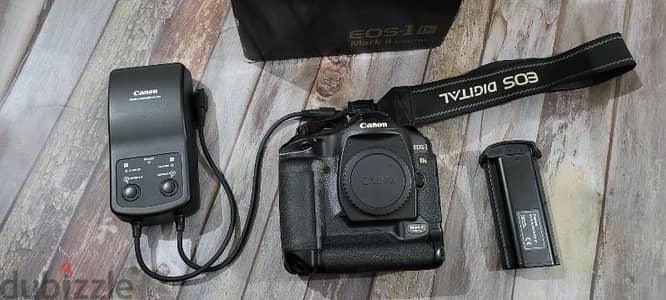 Canon EOS-1 Ds Mark II Digital Camera Body Only