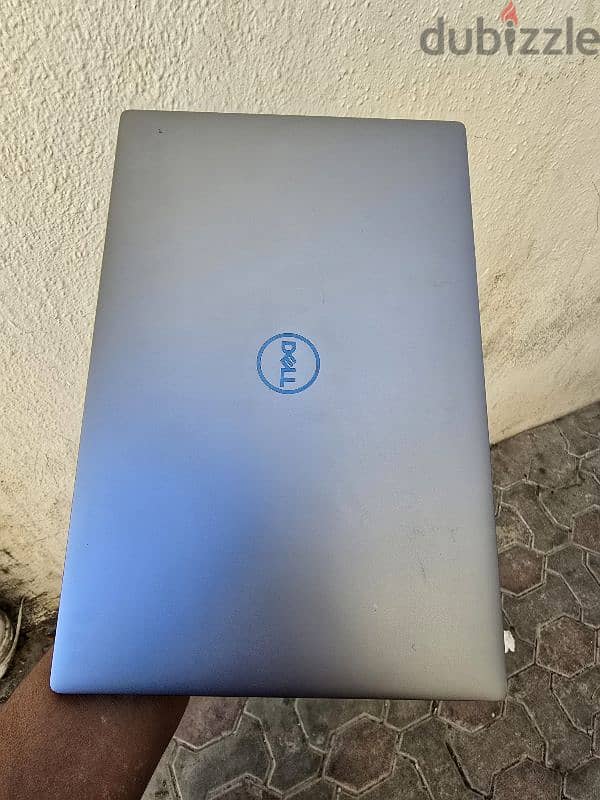 Dell XPS laptop 6