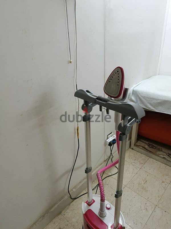 iKON garment steamer 1