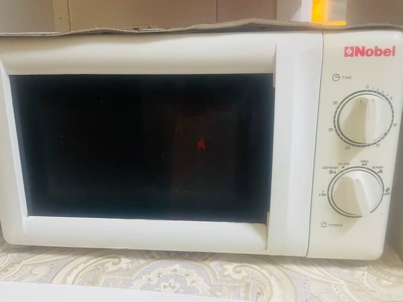 microwave very good condition 1