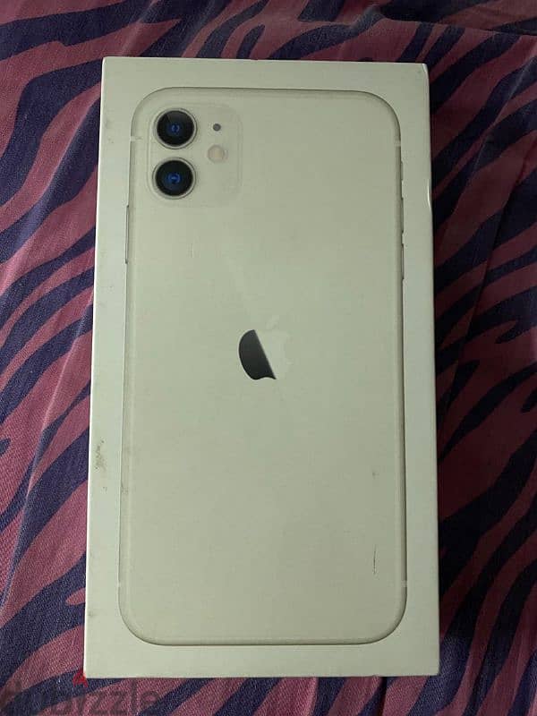 iPhone 11 128 gb 0 scratch 6