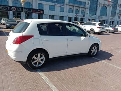 Nissan Tiida 2011