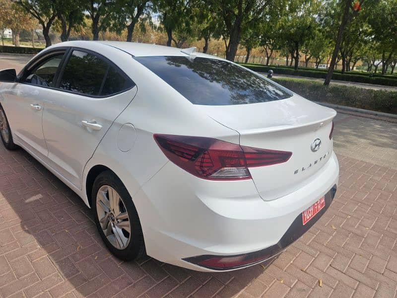 rent a car muscat alghubra  تأجير سيارات مسقط 1