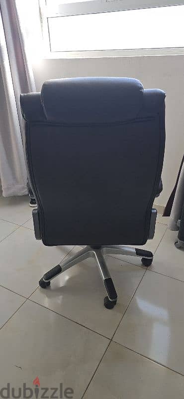 office Chair 3