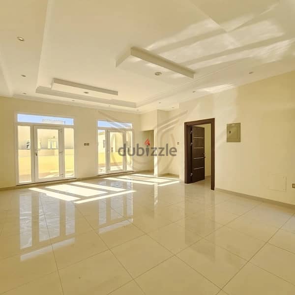 AL QURUM HEIGHTS | ELEGANT 5 BR VILLA FOR RENT 2