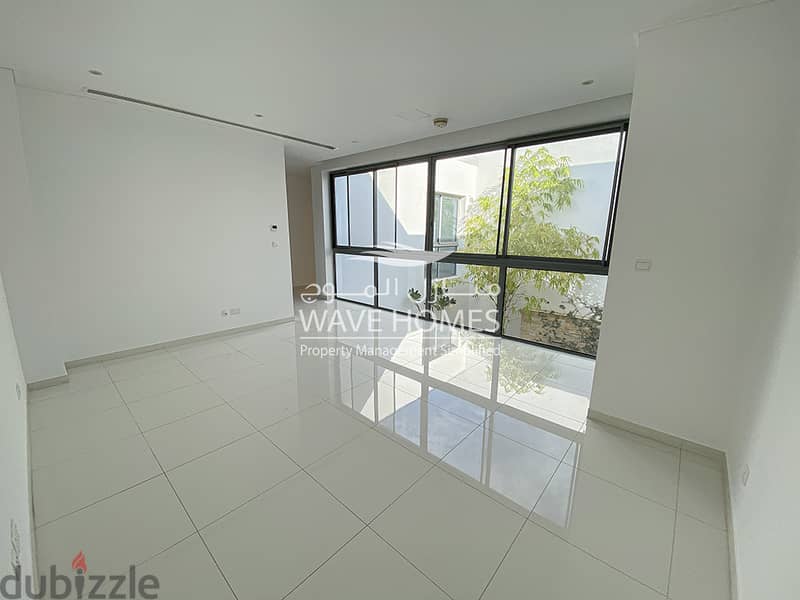 3 bed room villa for rent in Gahdeer Park ( Al Mouj) 11