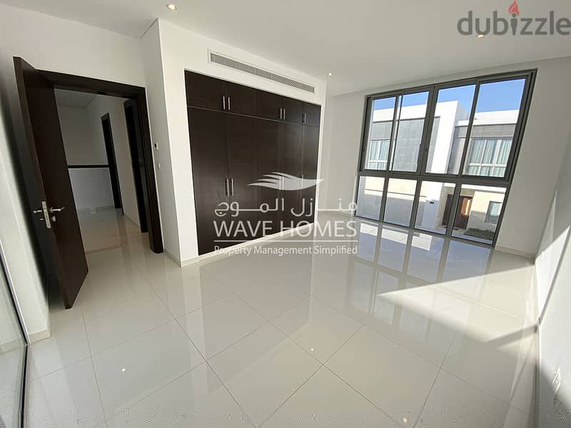 3 bed room villa for rent in Gahdeer Park ( Al Mouj) 14