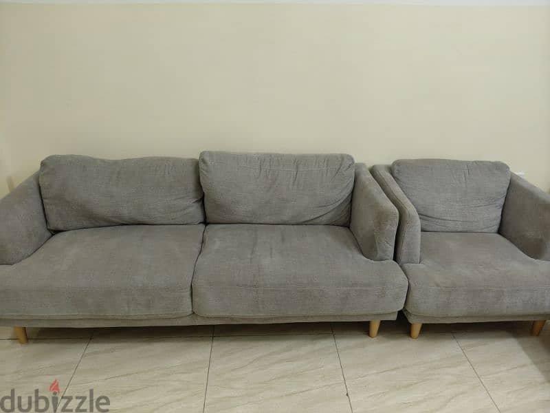 Sofa set in excellent condition 2