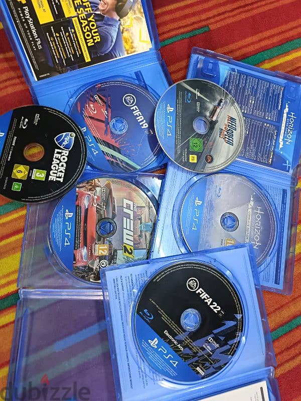 6 playstation 4 games message me Whatsapp 79784802 0