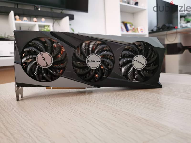 GIGABYTE Radeon RX 6750 XT GAMING OC 12GB | Like New Perfect Condition 1