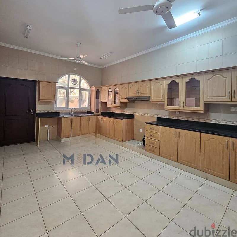 QURUM | BEAUTIFUL 5 BR COMPLEX TOWNHOUSE 5