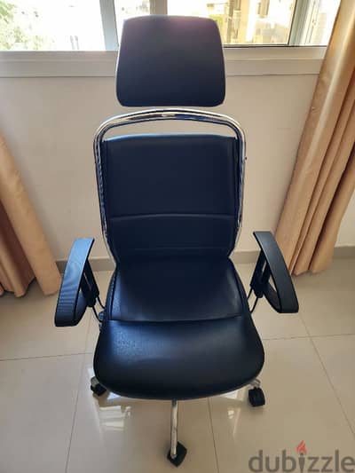 Office Chair (Black Leather)