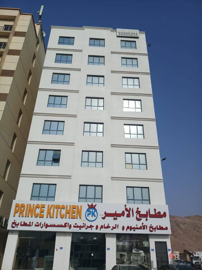 1 BHK Flat availabel at Al Amerat,opposite Toyota Spare parts 42-132 0