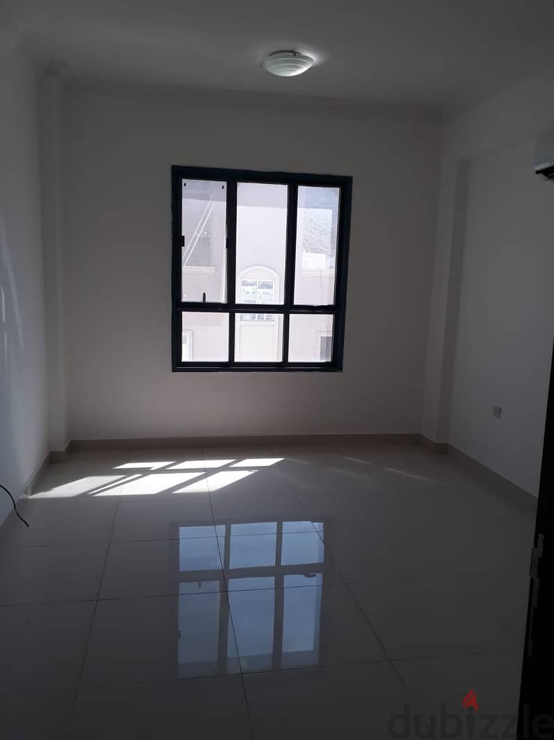 1 BHK Flat availabel at Al Amerat,opposite Toyota Spare parts 42-132 2